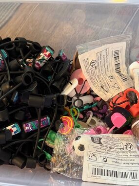 Lot of 25 Straw Covers